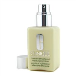 Clinique Dramatically Different Moisturising Lotion - Very Dry to Dry Combination ( With Pump ) 125ml/4.2oz
