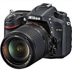 Nikon D7100 Digital SLR Camera with AF-S 18-140mm VR Lens